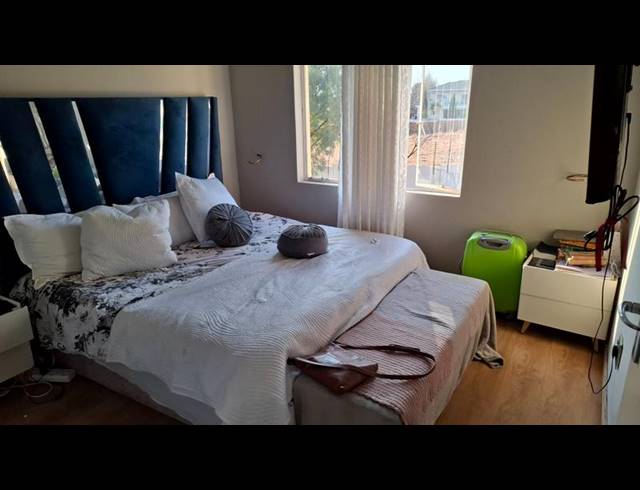 2 BEDROOM APARTMENT FOR SALE IN COUNTRY VIEW